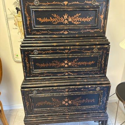 Decorative chest